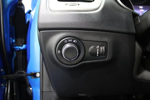 Used 2019 Jeep Compass Sport w/ Tech Group image 8