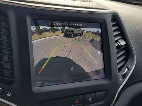 Used 2022 Jeep Cherokee Latitude Lux image 23