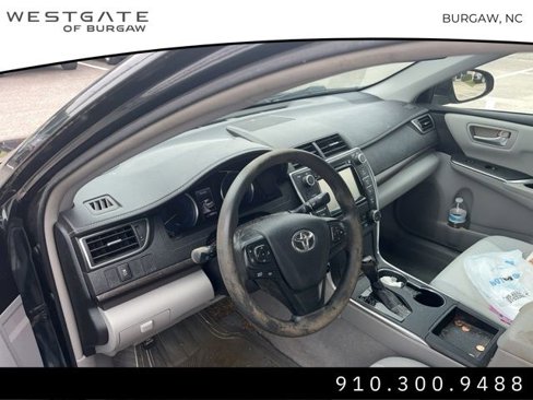 Used 2016 Toyota Camry LE image 8