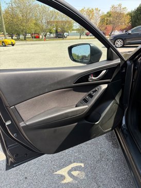Used 2014 MAZDA MAZDA3 i Sport image 9