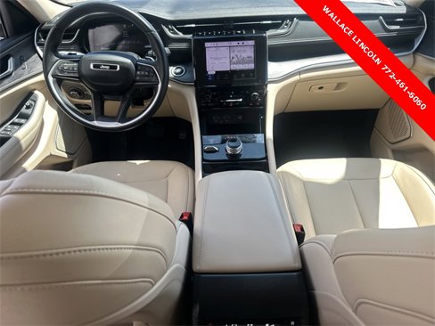 Used 2022 Jeep Grand Cherokee L Limited image 17