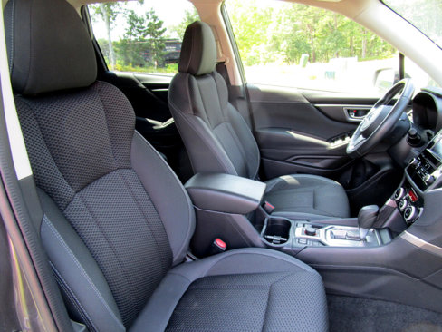 Used 2021 Subaru Forester Premium image 9