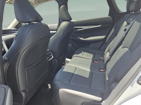 Certified 2024 INFINITI QX50 Luxe w/ Accent Package image 10