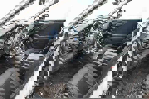 Used 2020 Subaru Outback Premium image 18