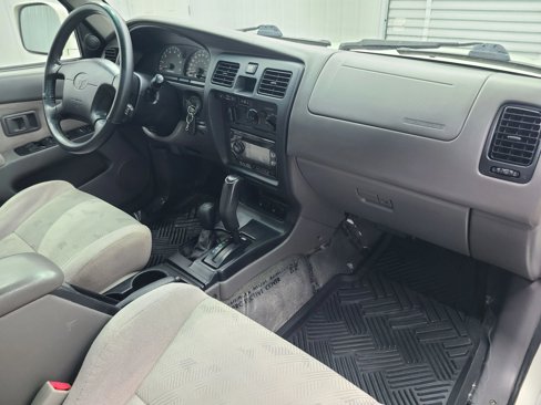 Used 2002 Toyota 4Runner SR5 image 37