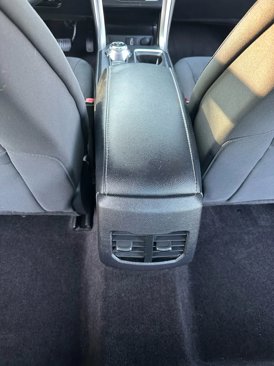 Used 2017 Ford Fusion SE w/ Fusion SE Technology Package image 20