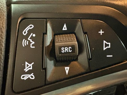 Used 2021 Buick Encore Preferred image 4