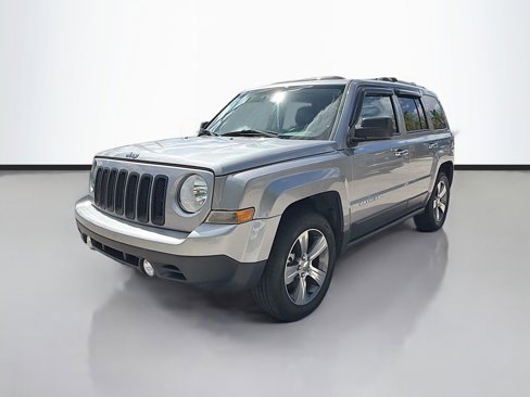 Used 2016 Jeep Patriot High Altitude image 4