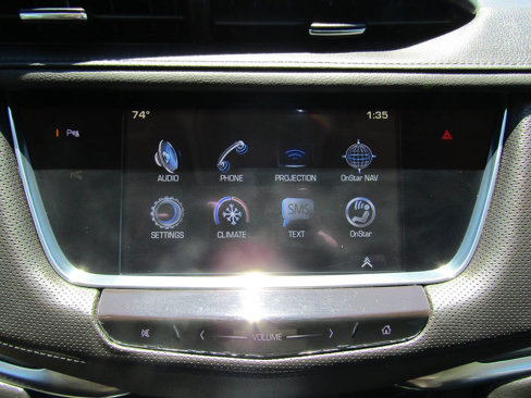 Used 2017 Cadillac XT5 Luxury image 13