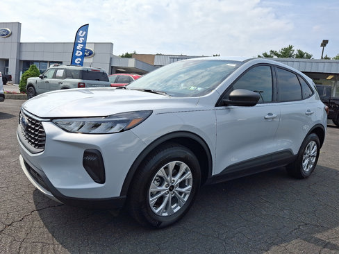Used 2025 Ford Escape Active w/ Tech Pack #1 image 3