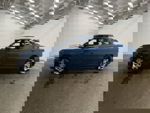 Used 2023 Dodge Charger SXT image 3