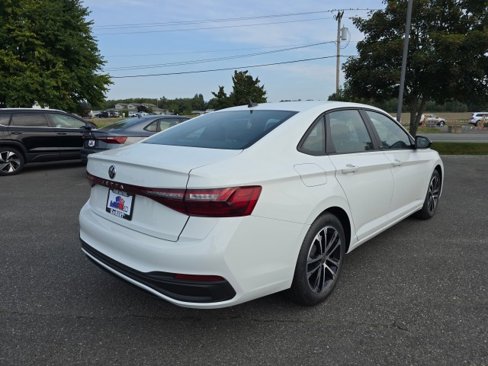 New 2025 Volkswagen Jetta Sport image 4