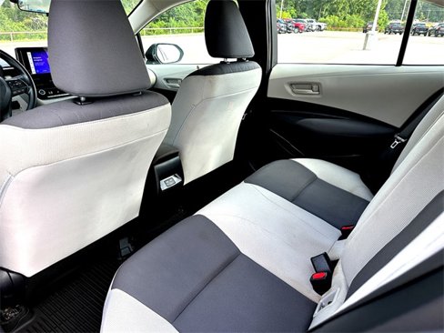 Used 2023 Toyota Corolla LE image 24
