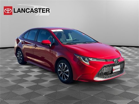 Certified 2021 Toyota Corolla LE image 1