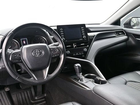 Used 2021 Toyota Camry SE image 21