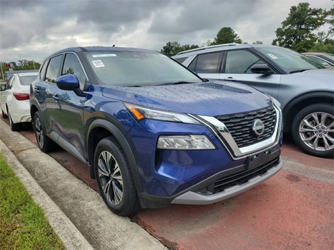 Certified 2023 Nissan Rogue SV image 1