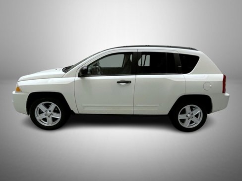 Used 2009 Jeep Compass Sport image 8