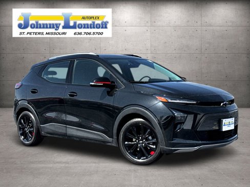 Used 2023 Chevrolet Bolt EUV LT w/ Convenience Package image 1