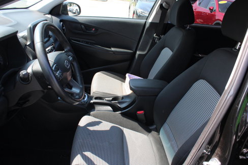 Used 2021 Hyundai Kona SEL Plus w/ Cargo Package image 8