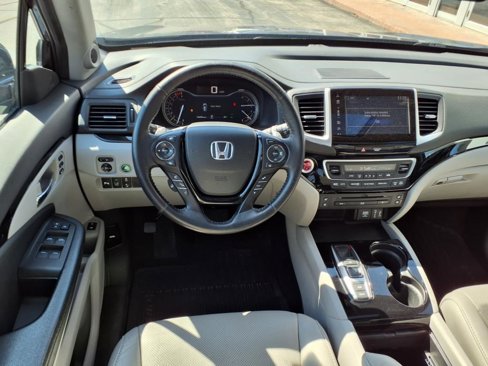 Used 2017 Honda Pilot Elite image 11