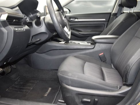 Used 2023 Nissan Altima 2.5 SV image 12