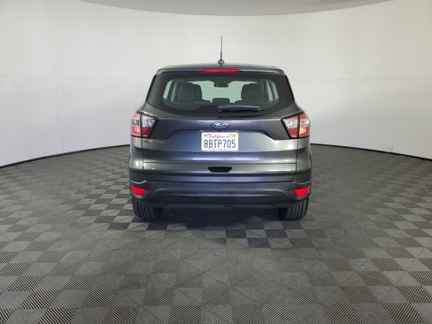Used 2018 Ford Escape S image 5