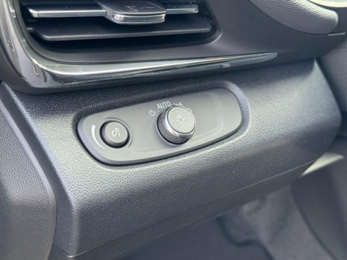 New 2025 Buick Envista Preferred w/ Convenience II Package image 16