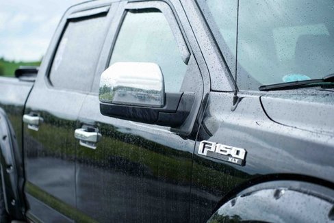 Used 2017 Ford F150 XLT image 9