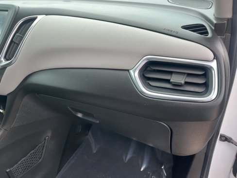 Used 2018 Chevrolet Equinox LS image 56
