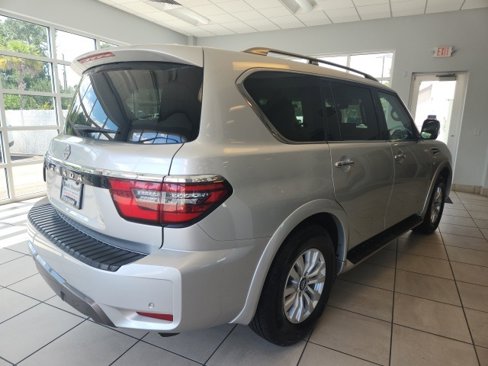 Used 2021 Nissan Armada SV image 11