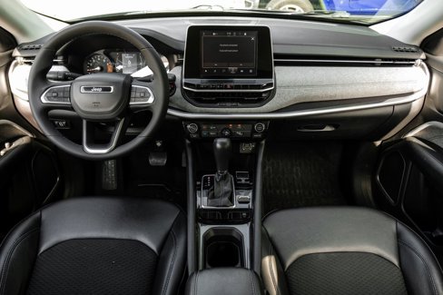 Used 2022 Jeep Compass Latitude image 5