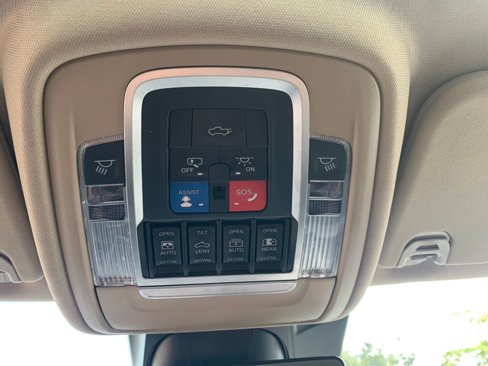 Used 2020 RAM 1500 Laramie image 35