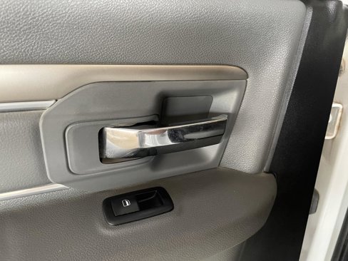 Used 2016 RAM 2500 Lone Star image 28