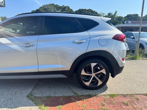 Used 2018 Hyundai Tucson Value image 3