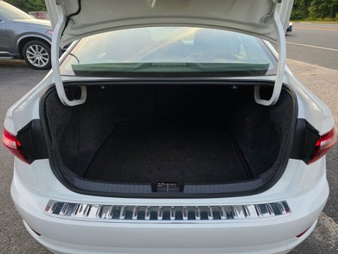 Used 2019 Volkswagen Jetta S image 12