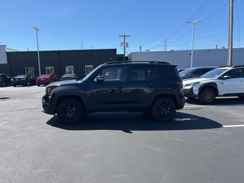 Used 2016 Jeep Renegade Latitude image 11
