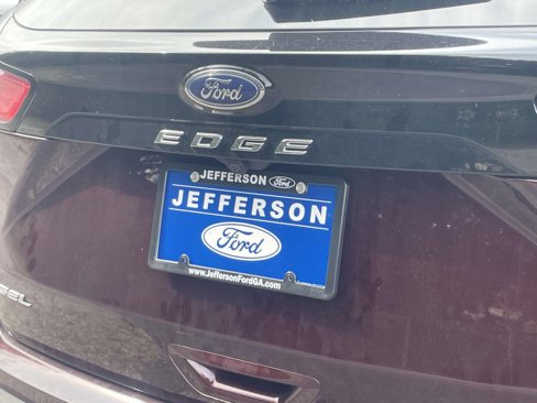 Used 2024 Ford Edge SEL image 7