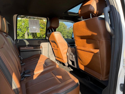 Used 2016 Ford F350 Platinum w/ FX4 Off-Road Package image 21
