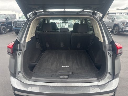 Used 2024 Nissan Rogue SV image 5