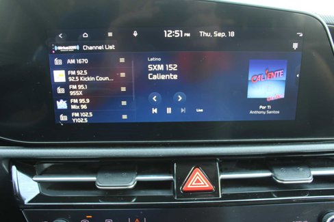Certified 2023 Kia Niro EX Touring image 47