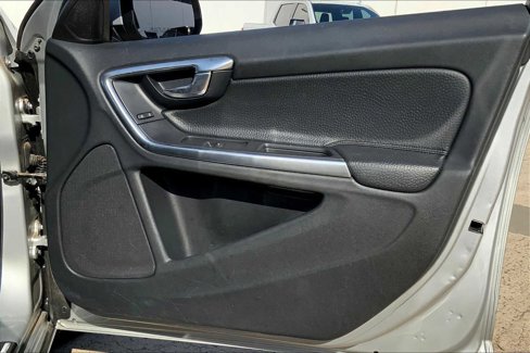 Used 2014 Volvo S60 T5 image 21