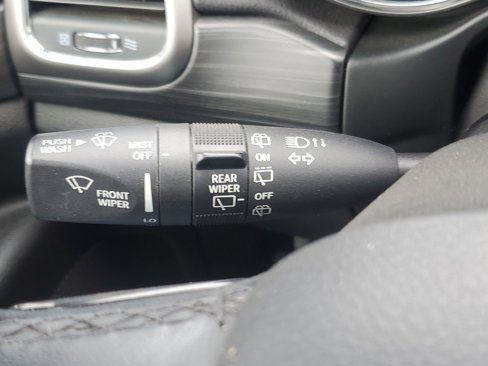 Used 2020 Jeep Grand Cherokee Altitude image 15