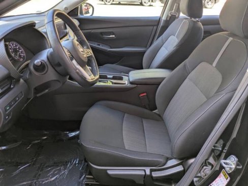 Used 2024 Nissan Sentra SV w/ SV Premium Package image 8