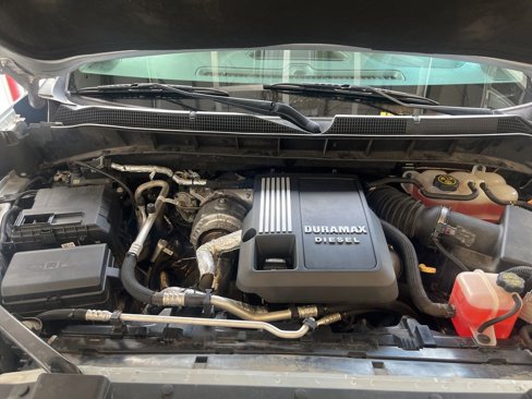 Used 2020 Chevrolet Silverado 1500 LT w/ Texas Edition image 31