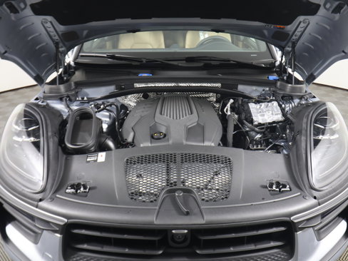 New 2025 Porsche Macan image 22