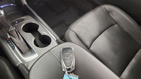 Used 2020 Chevrolet Malibu LT w/ Leather Package image 18