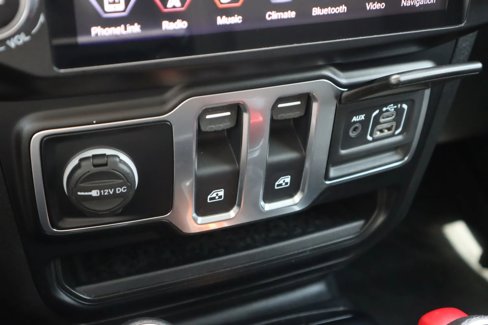 Used 2022 Jeep Wrangler Sport image 19