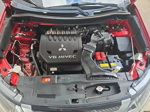 Used 2020 Mitsubishi Outlander GT image 49
