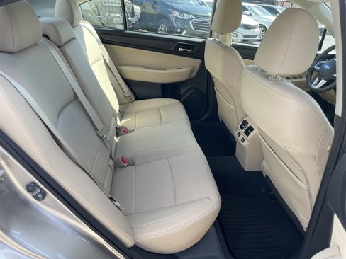 Used 2017 Subaru Legacy 2.5i Limited image 16