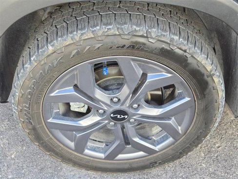 Used 2024 Kia Seltos S image 6